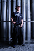 Load image into Gallery viewer, TYPOGRAPHY TEE (black)
